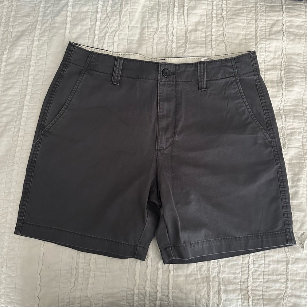 Old Navy Lived in Straight shorts